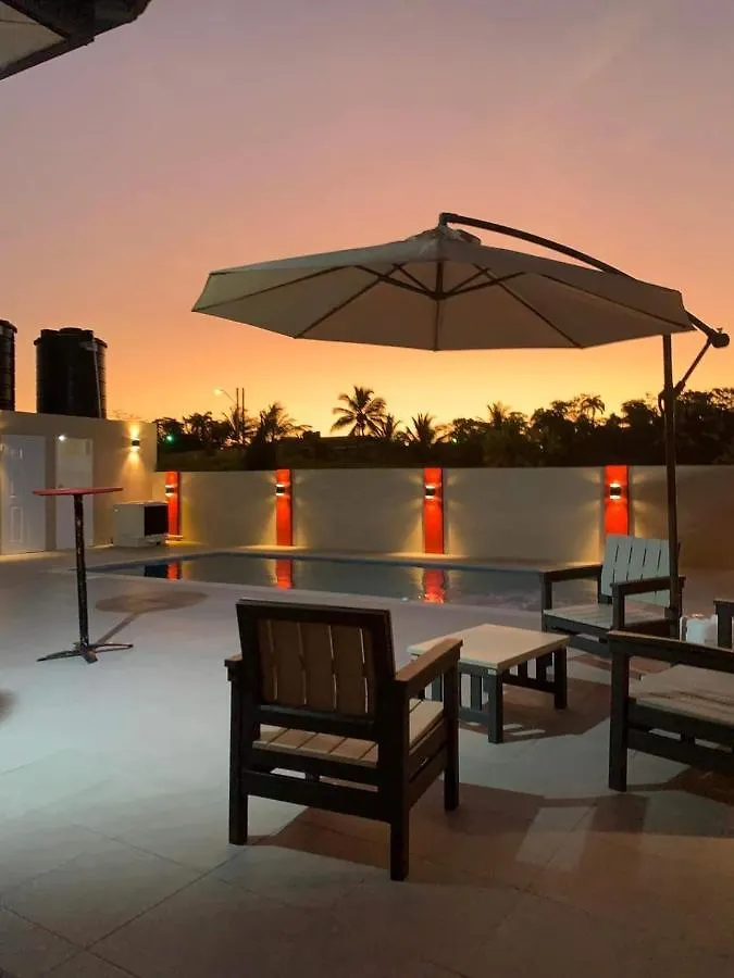 Kero'S Villa Rentals Dow